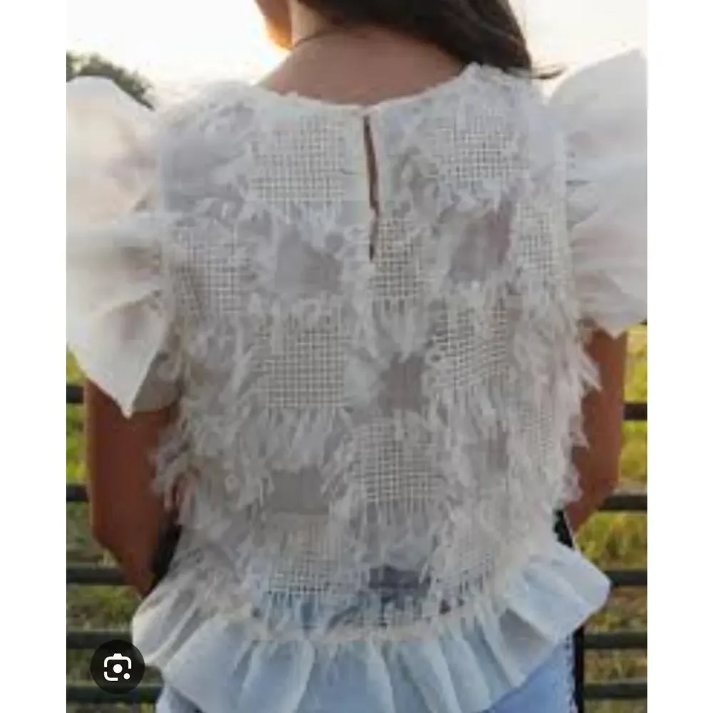 &merci Cream Twee Romantic Ruffle‎ Top with Black Bow Details – Size Small